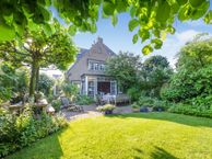 Molenaar, 1251 LV Laren (NH)