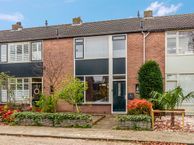 Anna van Burenstraat 6, 4116 EN Buren (GE)