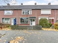 Leeuwerikstraat 18, 3291 XJ Strijen