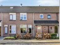 Wijngaardstraat 15, 4921 ZK Made