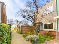 Engels Gras 56, 1991 JZ Velserbroek