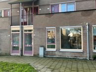 Dr. van Voorthuijsenstraat 86, 6882 MZ Velp (GE)