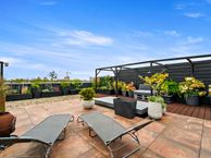 Dedemsvaartweg 575, 2545 DJ Den Haag