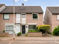 Kastanjelaan 17, 4661 VL Halsteren