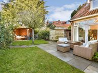 van Tuijll van Serooskerkenstraat 1, 1391 EN Abcoude