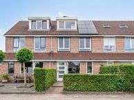 Kamille 33, 9302 BL Roden