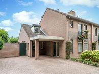 Pastoor van Doornstraat 55, 5401 ZC Uden