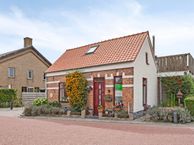 Dorpsplein 5, 4569 AL Graauw