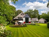 Logosberg 5, 1251 GL Laren (NH)