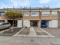 Maris 20, 2681 MR Monster