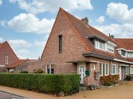Esdoornstraat 17, 6374 XK Landgraaf