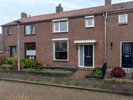 A. van Zeestraat 15, 5307 HE Poederoijen