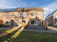 Laan '40-'45 121, 7671 MZ Vriezenveen