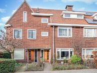 Pastoor van Leeuwenstraat 82, 5701 JW Helmond