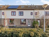 Kamille 74, 1689 TV Zwaag