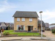 Dokter J. Veldhuijzen van Zantenstraat 9, 7468 BA Enter